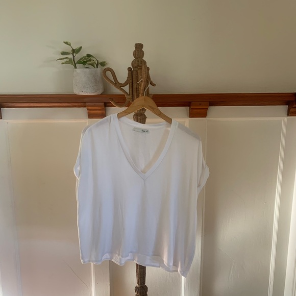 Wildred Free White V-Neck Women's Top - Picture 1 of 7